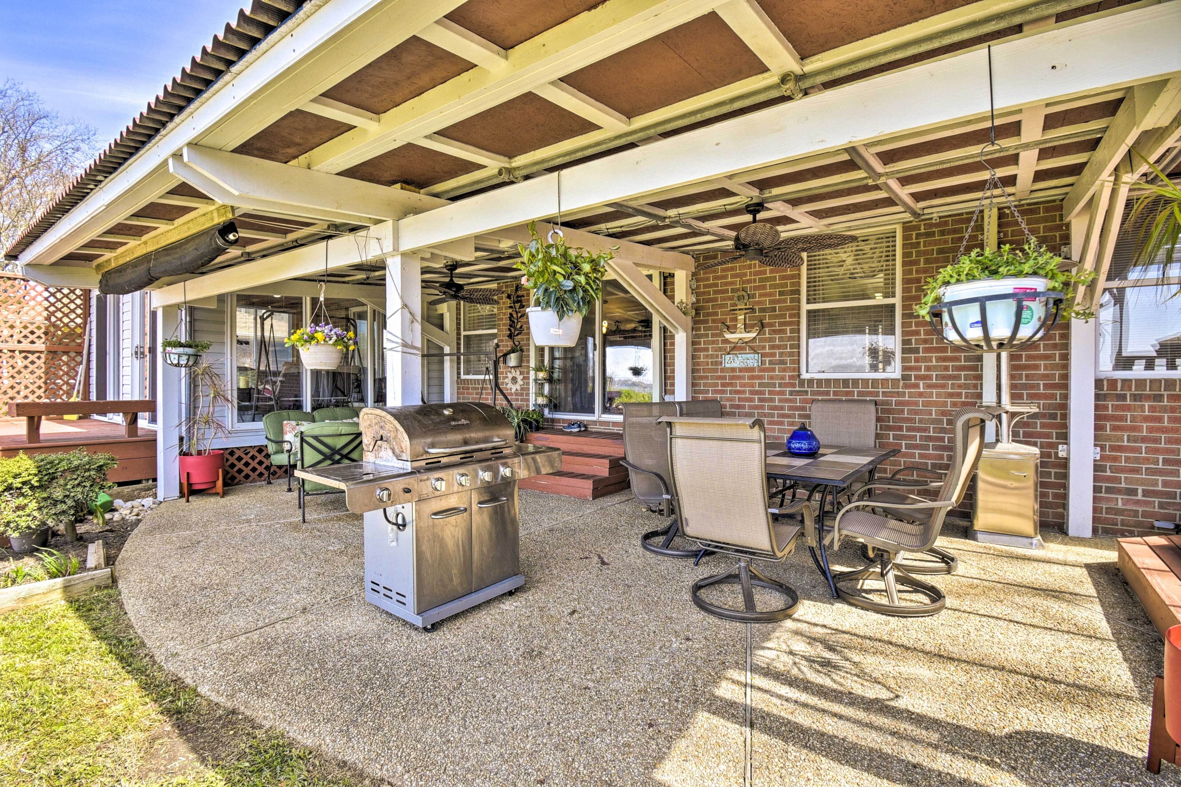 Gloucester Retreat w/ Backyard Oasis & Pier!