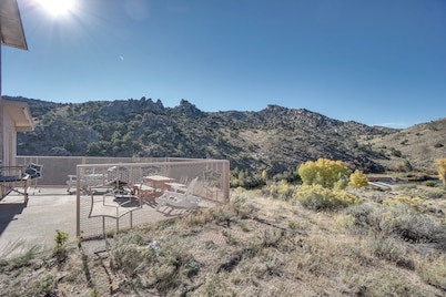 Fishing Paradise on 160 Acres ~ 13 Mi to Saratoga