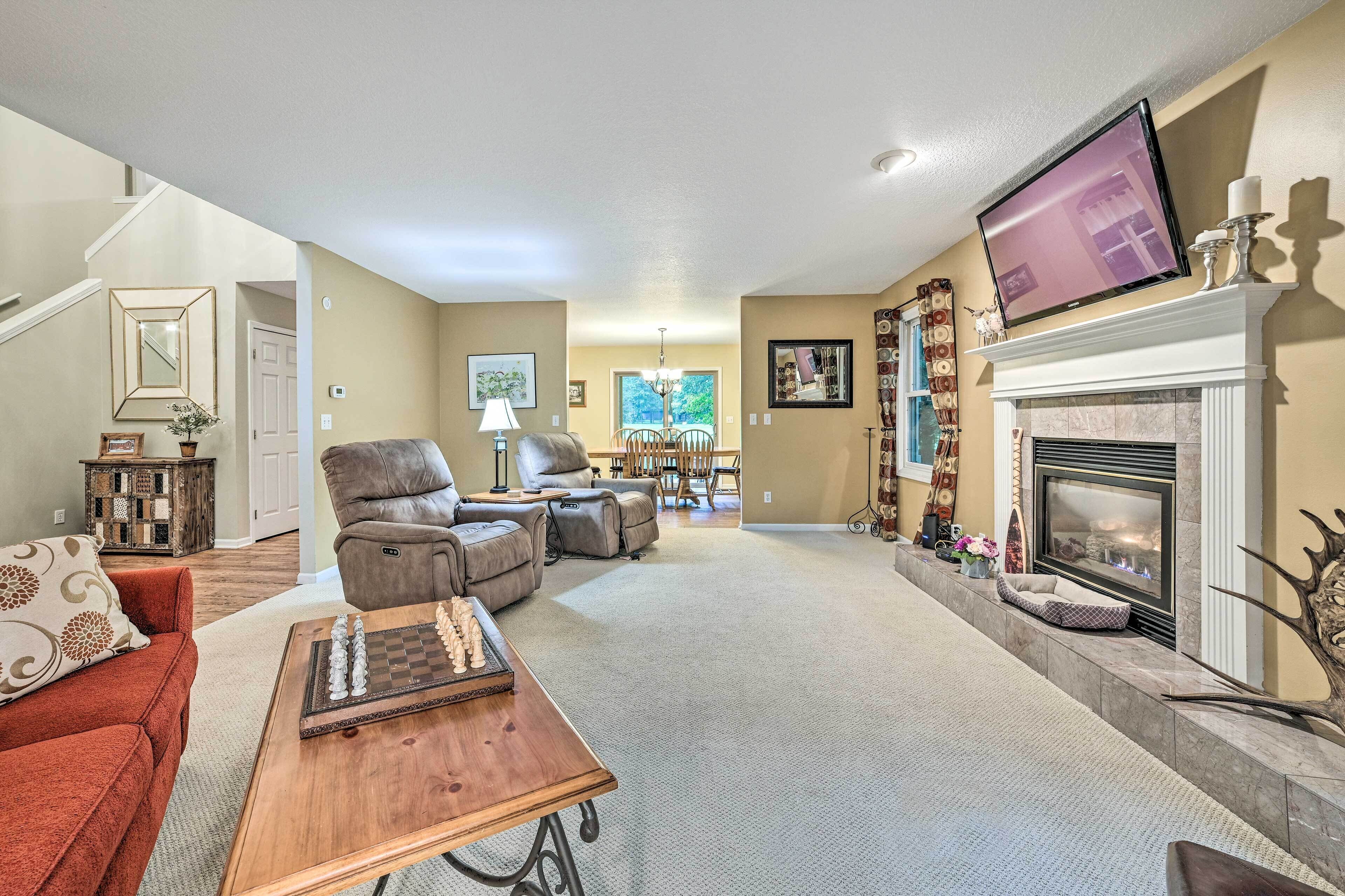 Golf Resort Bellaire Retreat With Shared Pools!