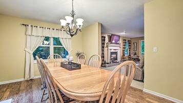 Rumah (5 Bedrooms) | Interior