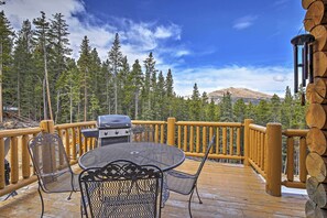 Interior - Expansive Alma Cabin w/ Hot Tub & Mountain Views! (Alma)