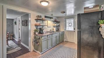 Cottage (2 Bedrooms) | Interior