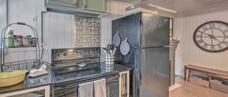 Cottage (2 Bedrooms) | Interior