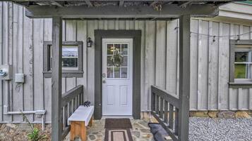 Cottage (2 Bedrooms) | Interior