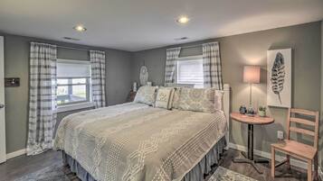 Cottage (2 Bedrooms) | Interior