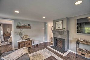 Cottage (2 Bedrooms) | Interior