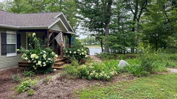 Cottage (2 Bedrooms) | Interior