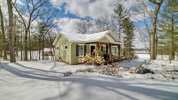 Cottage (2 Bedrooms) | Interior
