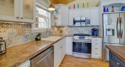 Fish, Hike & Hunt: Lakeside Newaygo Cottage