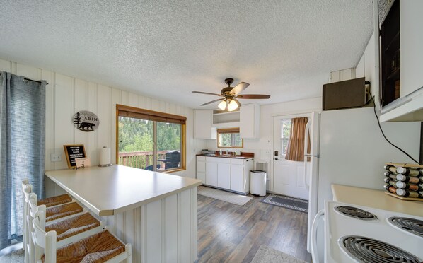 Rumah (2 Bedrooms) | Interior