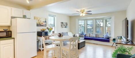 Apartment (2 Bedrooms) | Front of property