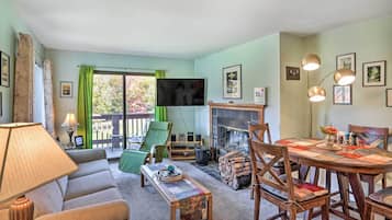 Apartment (2 Bedrooms) | Front of property