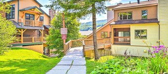 Comfortable Dover Apartment: Walk to Mt Snow!