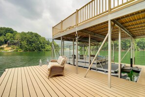 Interior - Lakefront Butler Retreat w/ Hot Tub & Dock! (Butler)