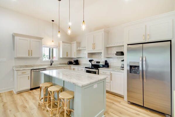 House (3 Bedrooms) | Interior - Lovely Bay St Louis Retreat w/ Dock & Canal Access (Bay St Louis)