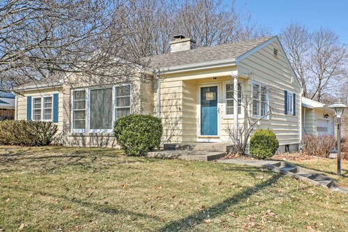 Williams Bay Retreat: Walk to Lake Geneva & Town!