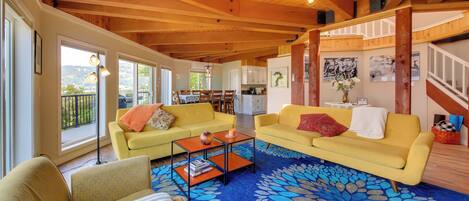 House (4 Bedrooms) | Front of property