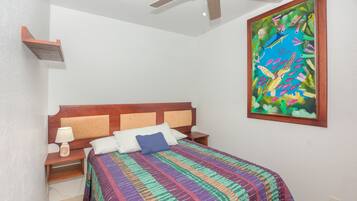 3 camere, una scrivania, ferro/asse da stiro, Wi-Fi gratuito