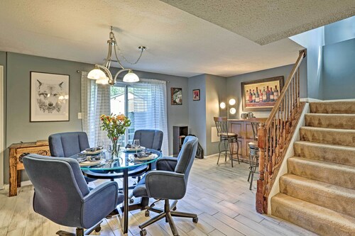 32 Mi to DC: Lower-level Woodbridge Apt w/ Patio!