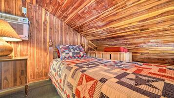 Apartment (0 Bedroom) | Interior