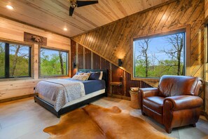 House (3 Bedrooms) | Interior - Secluded Creekside Cabin w/ Hot Tub & Fire Pit! (Broken Bow)