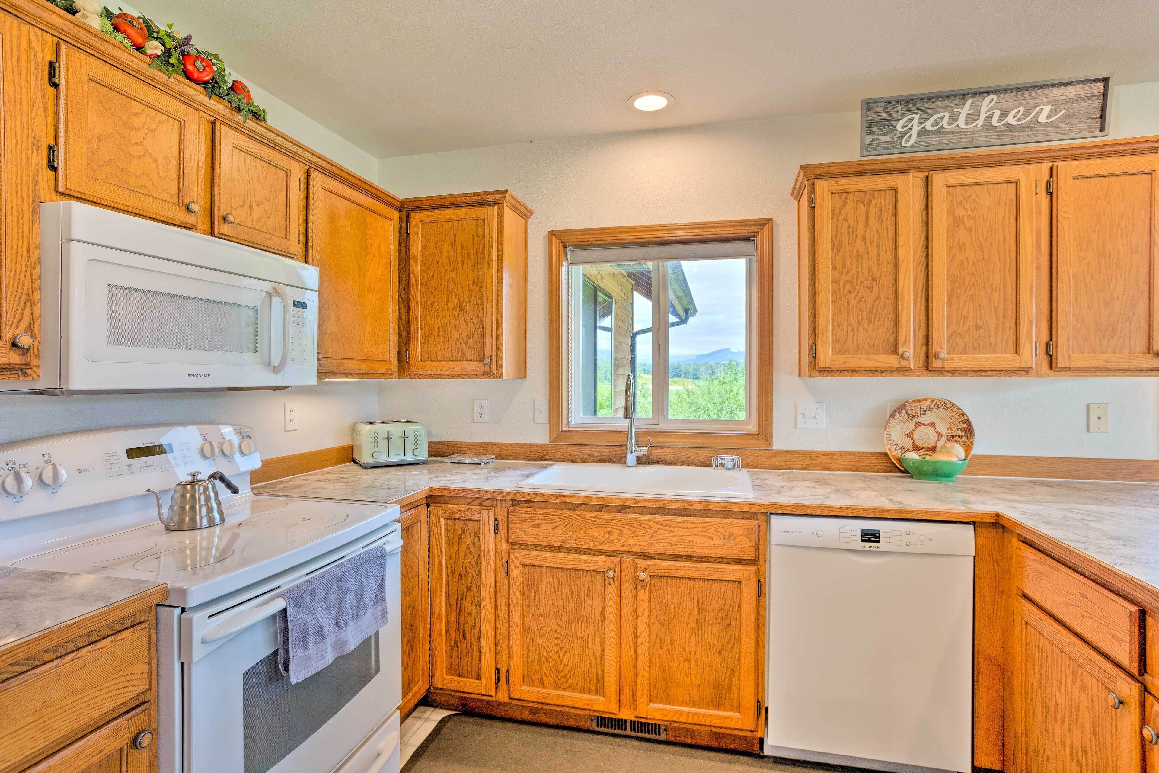 House (4 Bedrooms) | Interior