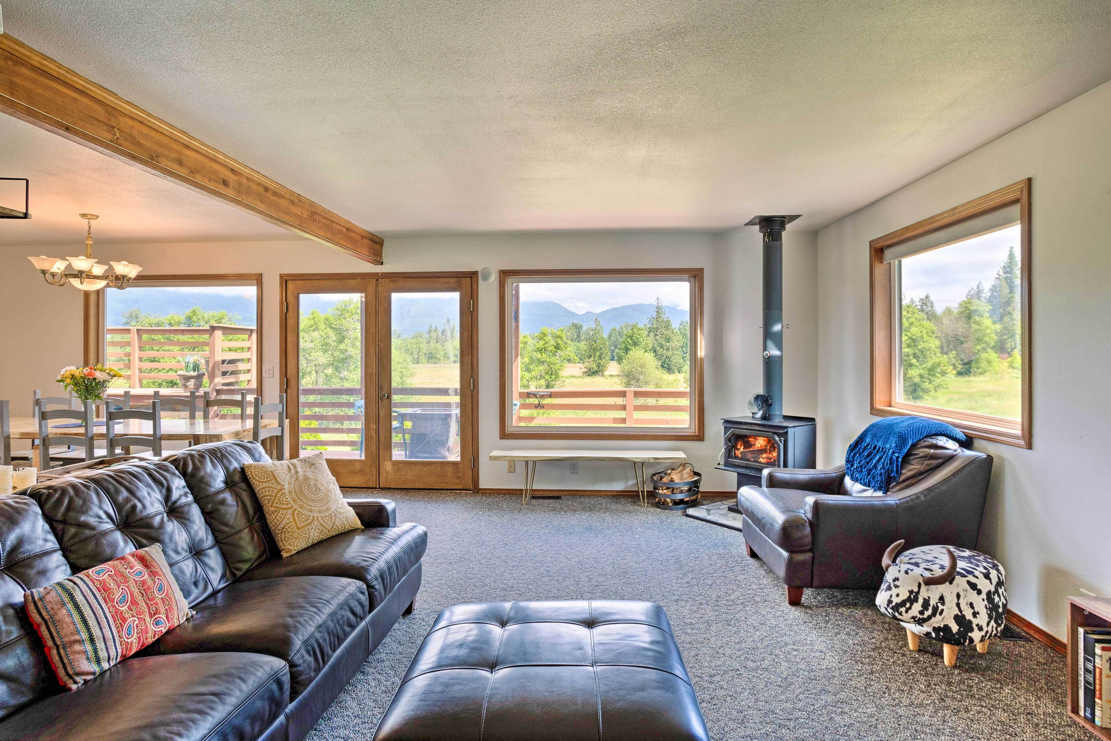 House (4 Bedrooms) | Interior