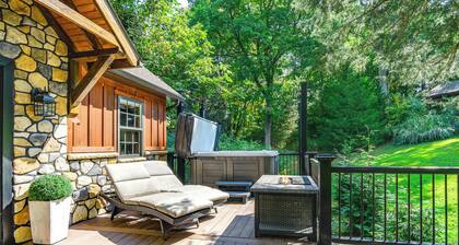 Pet-friendly Delta Cabin w/ Private Hot Tub!