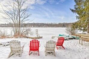 Cottage (2 Bedrooms) | Interior - Private Lake Access & Canoes: Pennsylvania Cottage (Poyntelle)