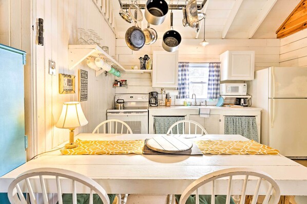 Cottage (2 Bedrooms) | Bahagian dalam