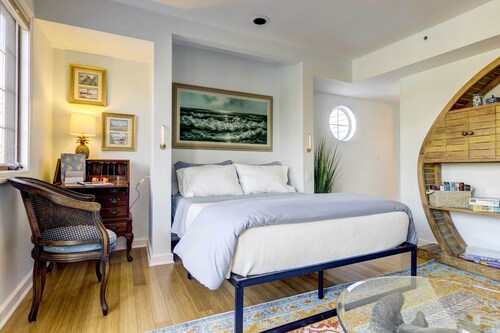 Lovely Norwich Villa w/ Shared Amenities!