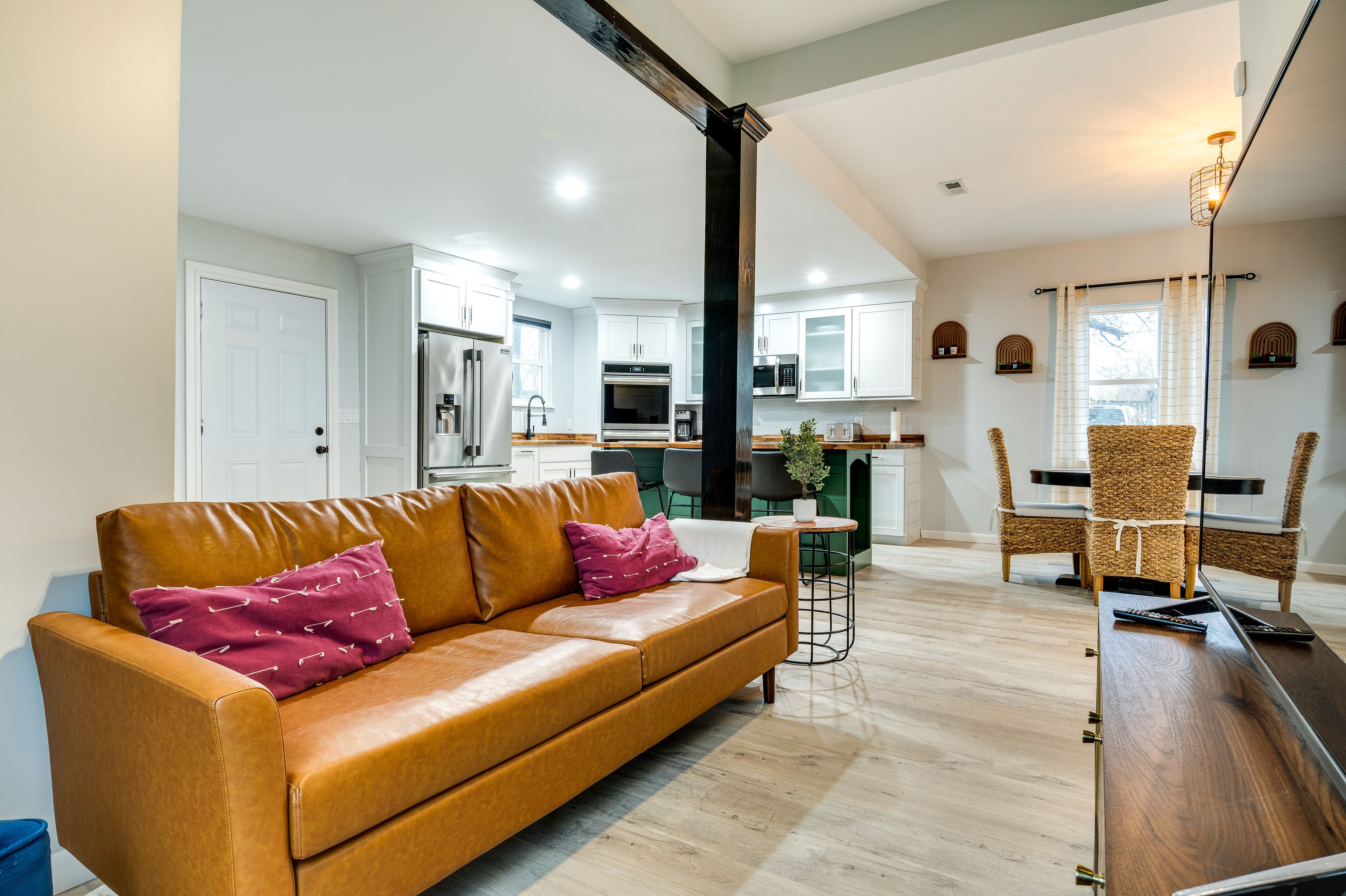 Modern Indianapolis Home < 2 Mi to Downtown!