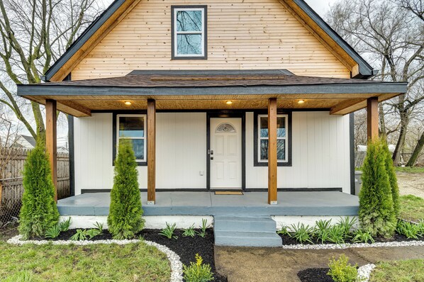 House (3 Bedrooms) | Interior - Modern Indianapolis Home < 2 Mi to Downtown! (Indianapolis)