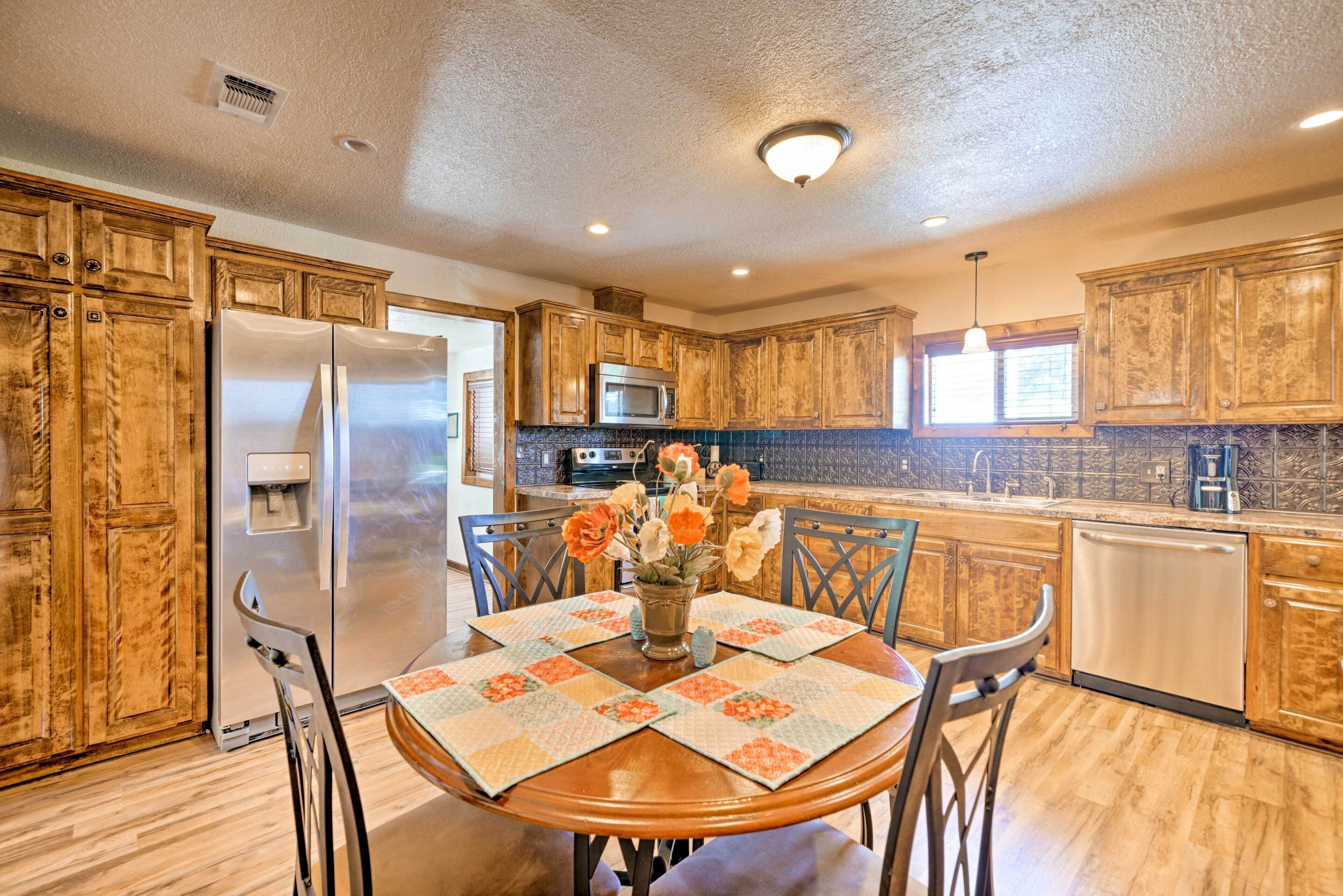 Mcalester Cottage w/ 30 Private Acres & Ponds!