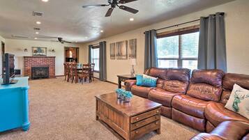 Cottage (2 Bedrooms) | Interior