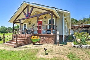 Cottage (2 Bedrooms) | Interior