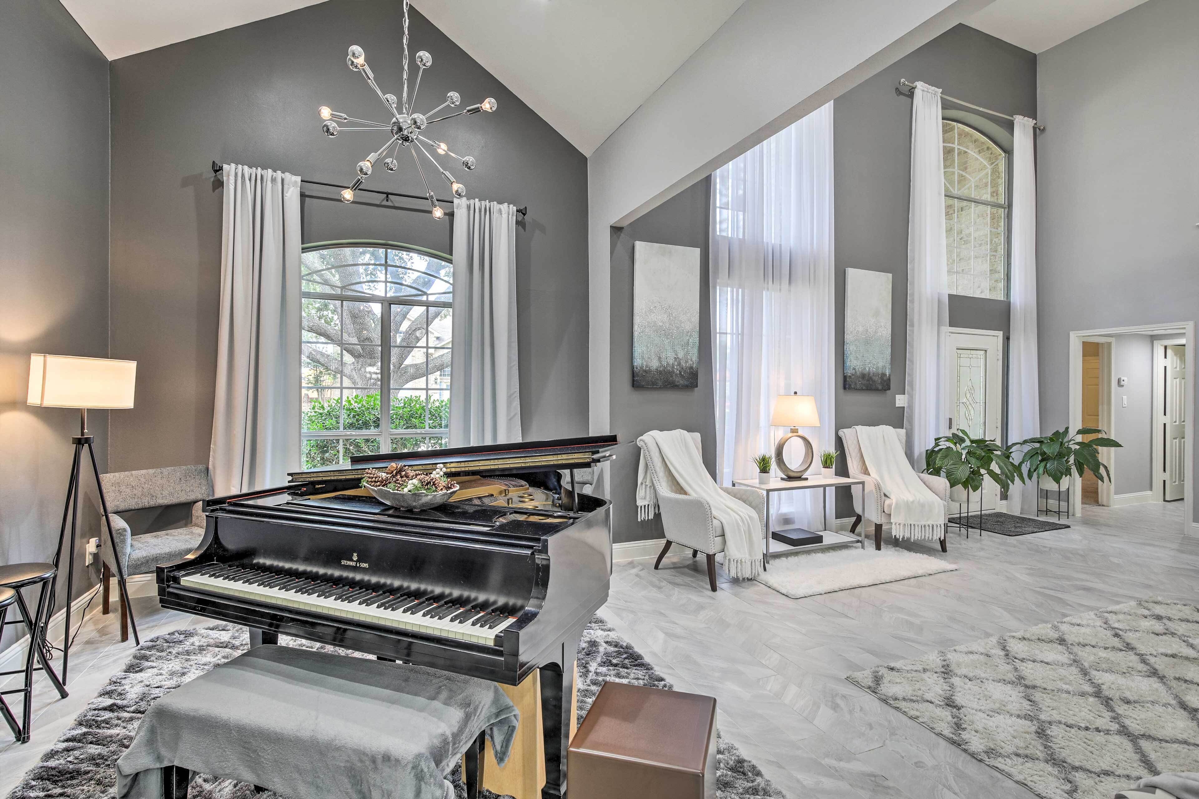 Modern Mesquite Home ~ 20 Miles to Dallas!