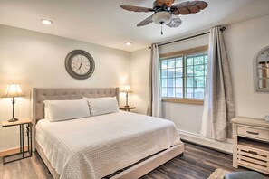 Apartment (1 Bedroom) | Interior - Estes Park Condo ~ 1 Mi to Rmnp! (Estes Park)