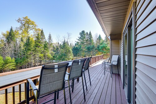 Newcomb Retreat w/ Mountain Views & Fire Pit!