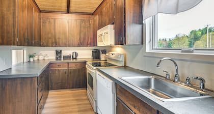 Newcomb Retreat w/ Mountain Views & Fire Pit!