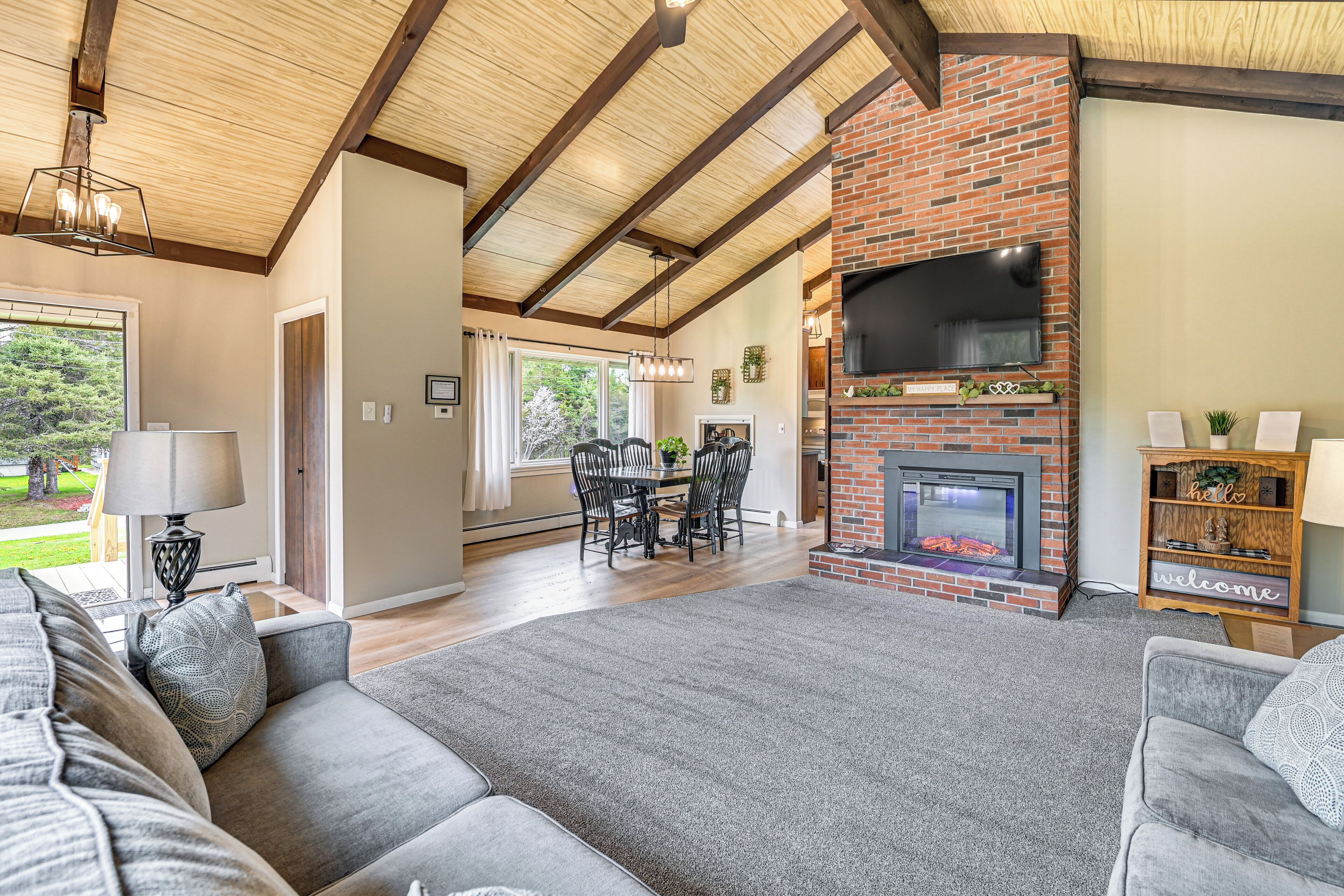 House (4 Bedrooms) | Interior