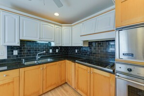Cottage (2 Bedrooms) | Interior