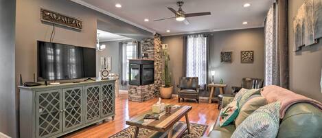 House (4 Bedrooms) | Interior