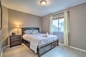House (3 Bedrooms) | 3 bedrooms, iron/ironing board, bed sheets