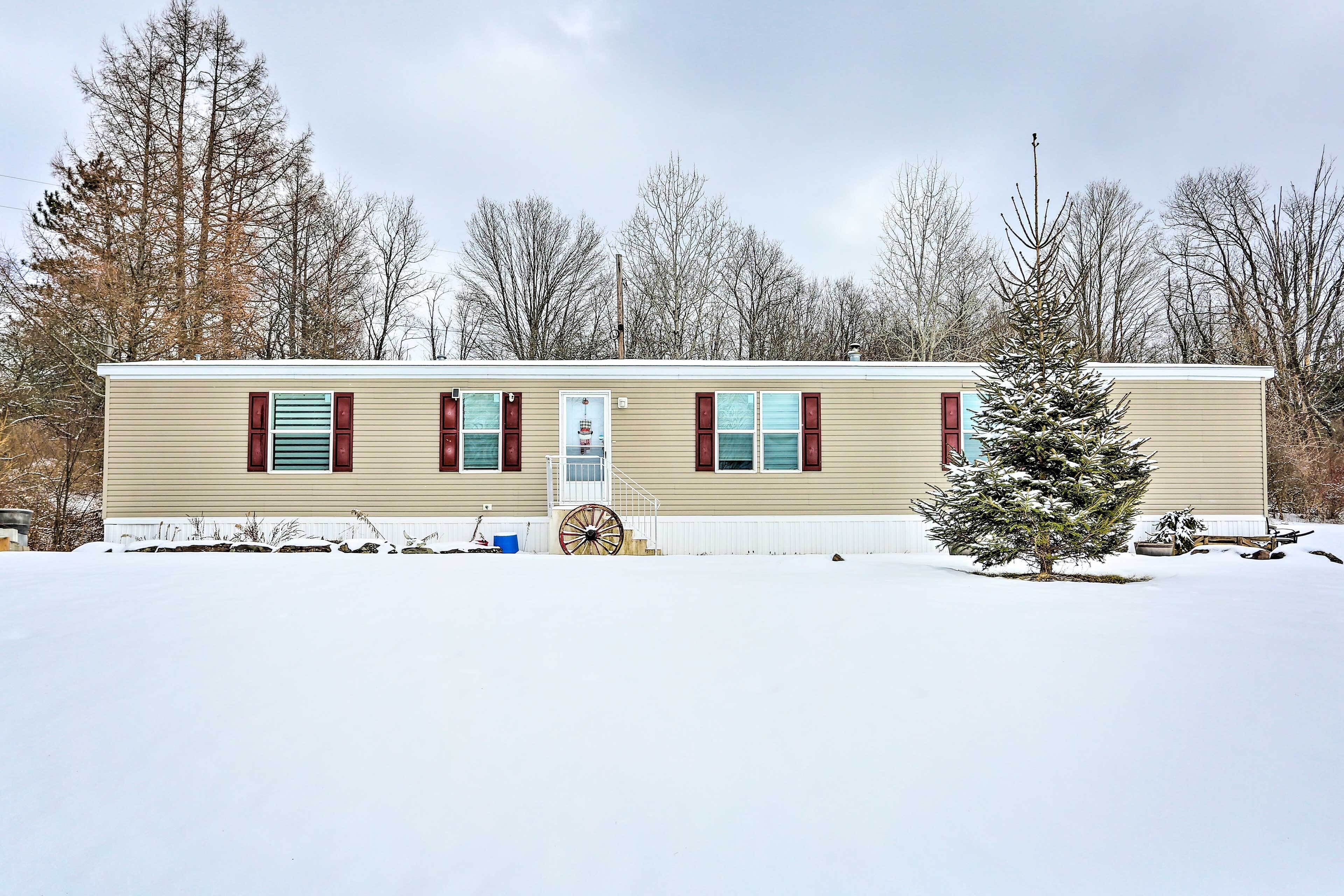 House (3 Bedrooms) | Depan hartanah