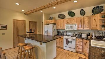 Apartment (4 Bedrooms) | Interior