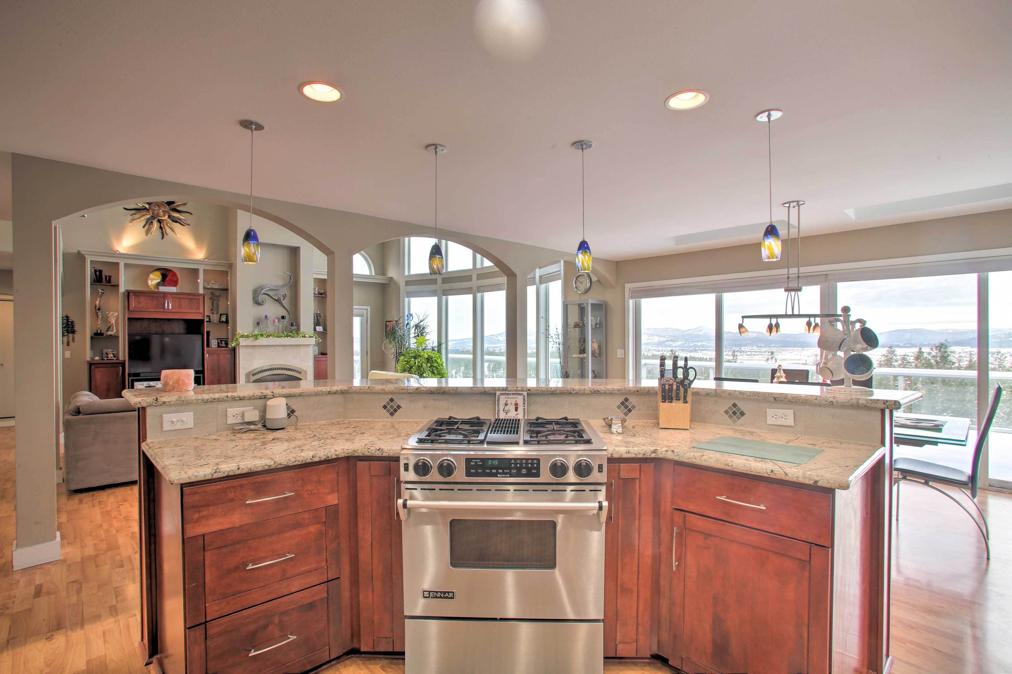 House (4 Bedrooms) | Interior