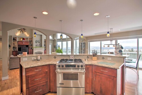 Secluded Home w/ Pool ~ 14 Mi to Coeur D&#x27;alene!