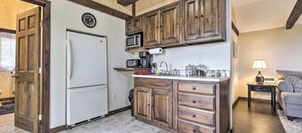 Private Guest House w/ Deck + Spectacular Views!