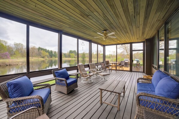 House (4 Bedrooms) | Interior